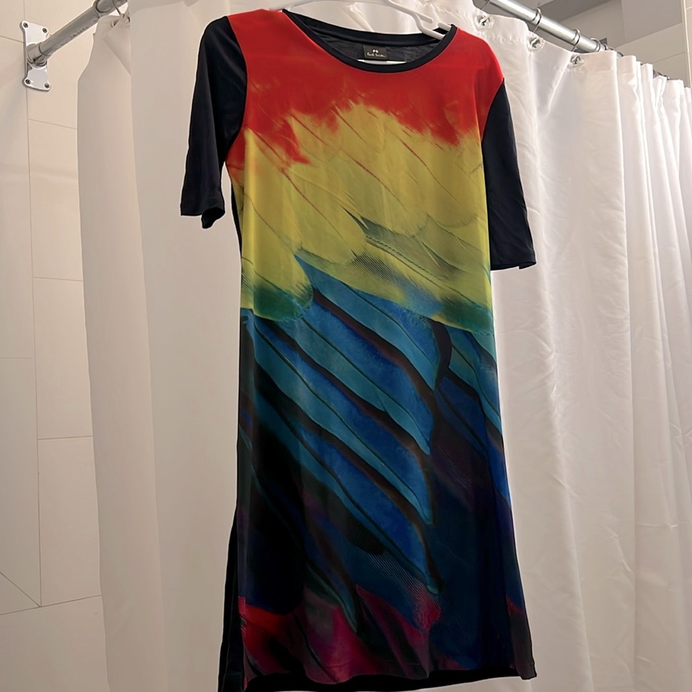 PS Paul Smith Size S - Shirt Sleeve Colorful Feather patterned blue dress.